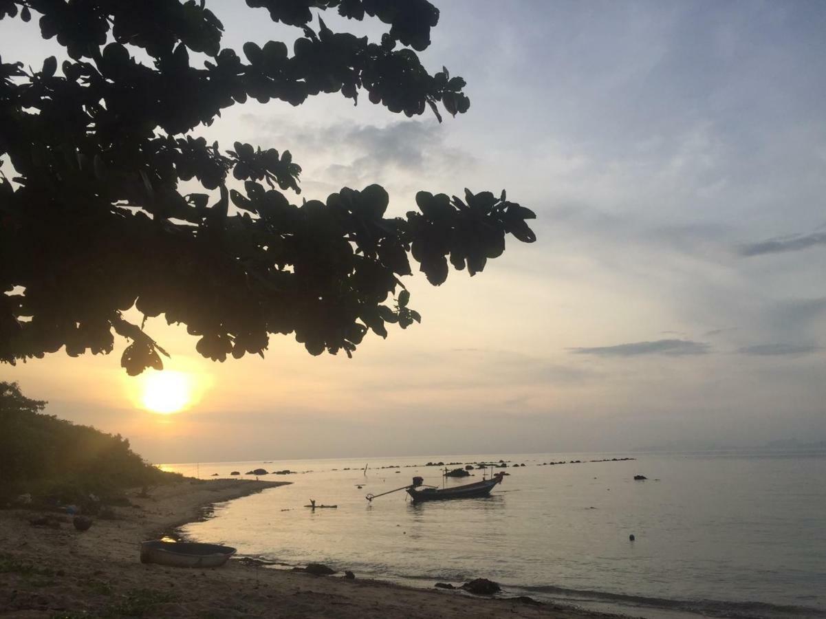 Koh Phaluai Beach Bangalow Ban Ko Nok Taphao Exterior photo